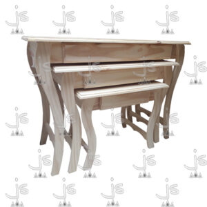 Juego de tres mesa arrime candy con un cajón hecho de madera de pino. Fabricado por JS. Fábrica de muebles.