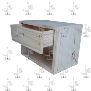 Mesa de luz retro flotante con un estante y un cajón hecho de madera de pino. Fabricado por JS. Fábrica de muebles.