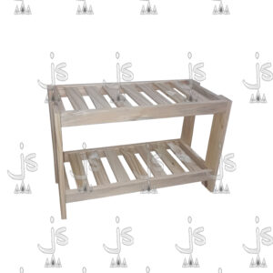 Toallero bajo de dos estantes de cuatro patas de madera de pino. Fabricado por JS fabrica de muebles.