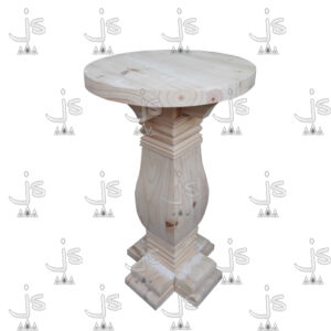 Mesa auxiliar roma torneada con mesa redonda hecho de madera de pino. Fabricado por JS. Fábrica de muebles.